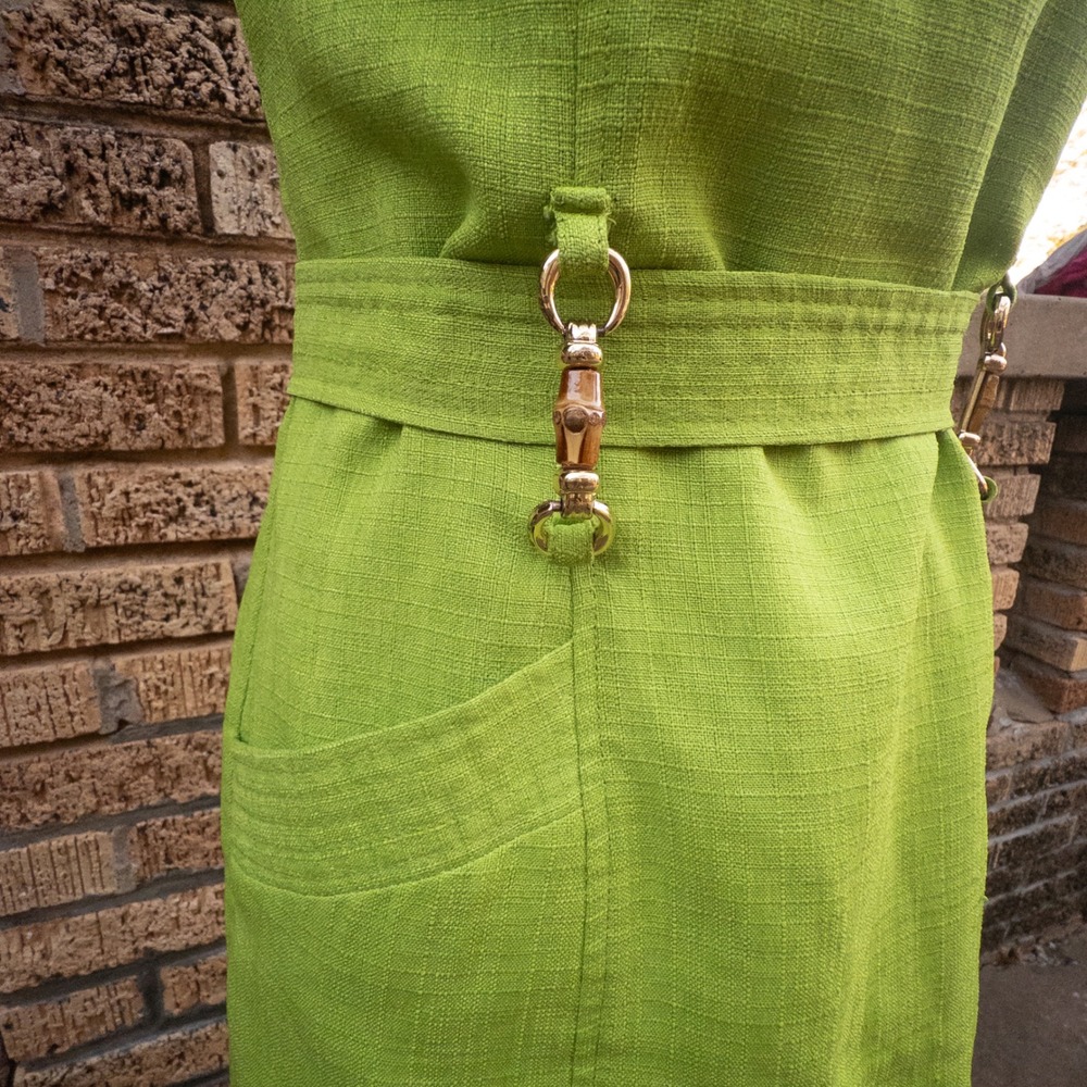 Ellen Tracy Lime Green Textured Sheath Dress Bamboo Horsebit Belted Sleeveless - Picture 3 of 5